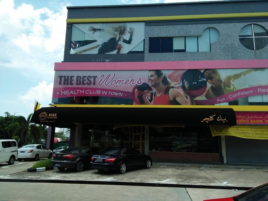 ชิง หยุน เรสต์เฮาส์ Hotel Kampong Serusup ภายนอก รูปภาพ