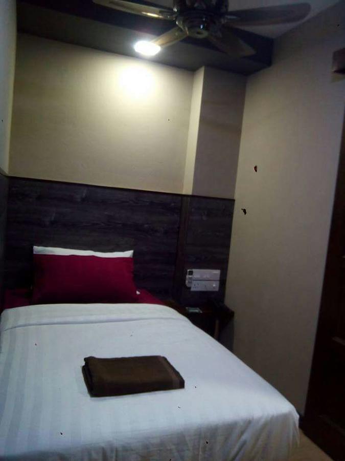 ชิง หยุน เรสต์เฮาส์ Hotel Kampong Serusup ห้อง รูปภาพ