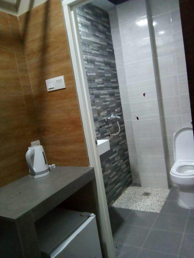 ชิง หยุน เรสต์เฮาส์ Hotel Kampong Serusup ภายนอก รูปภาพ