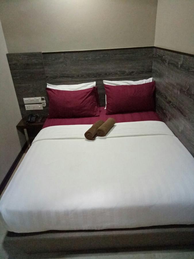 ชิง หยุน เรสต์เฮาส์ Hotel Kampong Serusup ภายนอก รูปภาพ